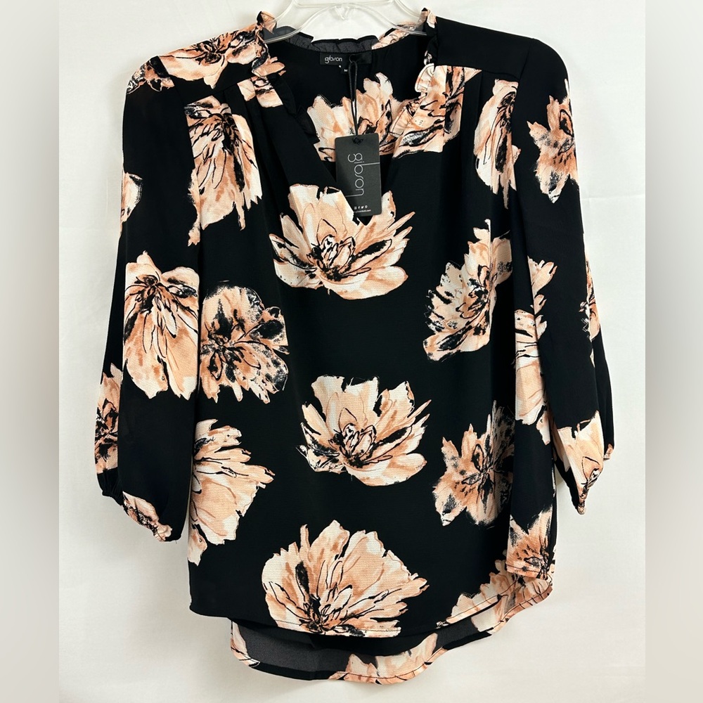 Gibson-  Ruffle V Neck 3/4 Sleeve Tulip hem Black & Peach Lined Blouse m…